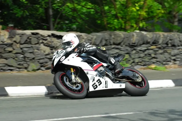 Framed Print : Dominic Herbertson (BMW) 2016 Superbike TT Framed Print : Dominic Herbertson (BMW) 2016 Superbike TT