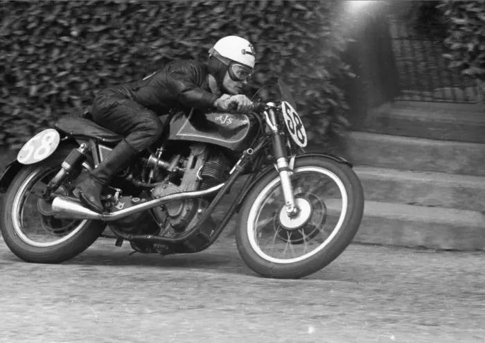 Framed Print : Don Chapman (AJS) 1955 Junior TT Framed Print : Don Chapman (AJS) 1955 Junior TT