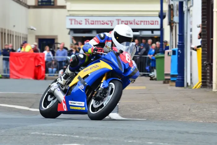 Framed Print : Donald Gilbert (Yamaha) 2015 Newcomers Manx Grand Prix Framed Print : Donald Gilbert (Yamaha) 2015 Newcomers Manx Grand Prix