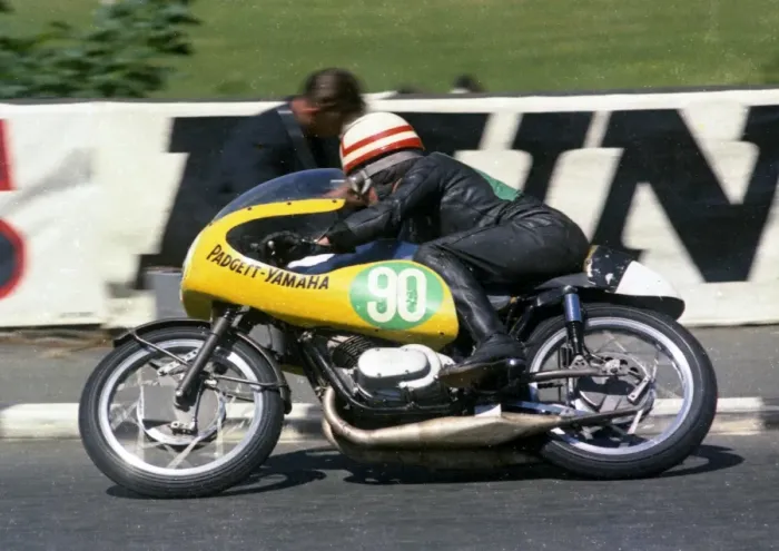 Framed Print : Bill Donnelly at Quarter Bridge, 1968 Lightweight TT