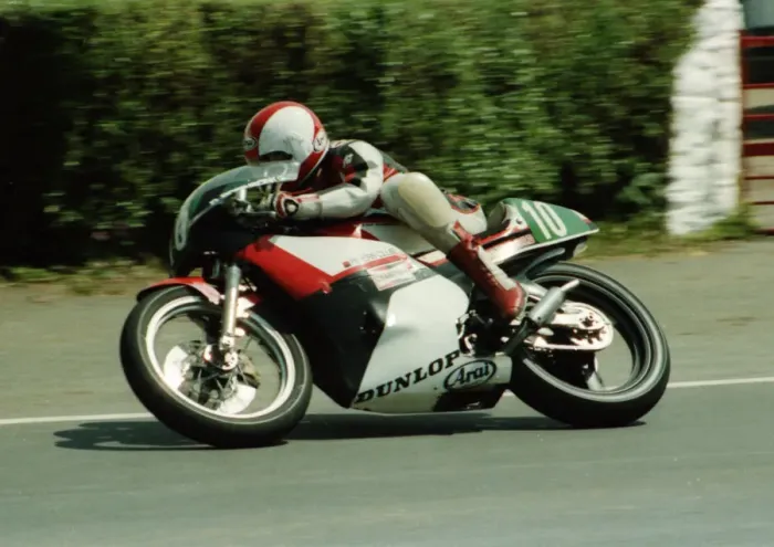 Framed Print : Donny Robinson (Yamaha) 1984 Junior TT Framed Print : Donny Robinson (Yamaha) 1984 Junior TT