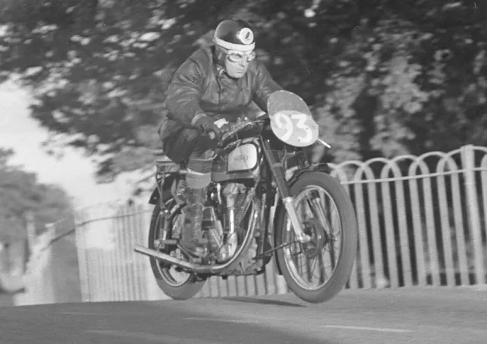 Framed Print : Doug Buster Brown (Norton) 1949 Junior Clubman TT Framed Print : Doug Buster Brown (Norton) 1949 Junior Clubman TT