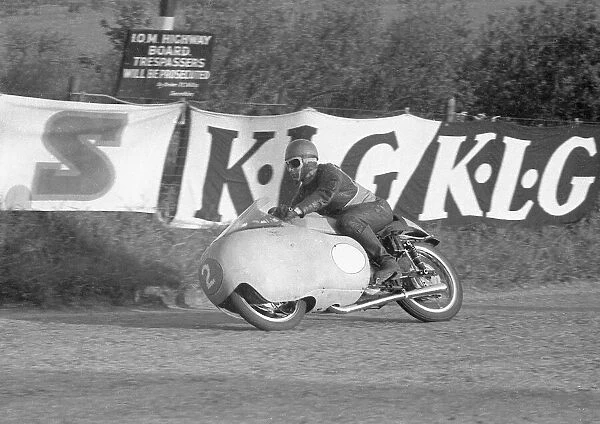 Duilio Agostini (Guzzi) 1955 Junior TT