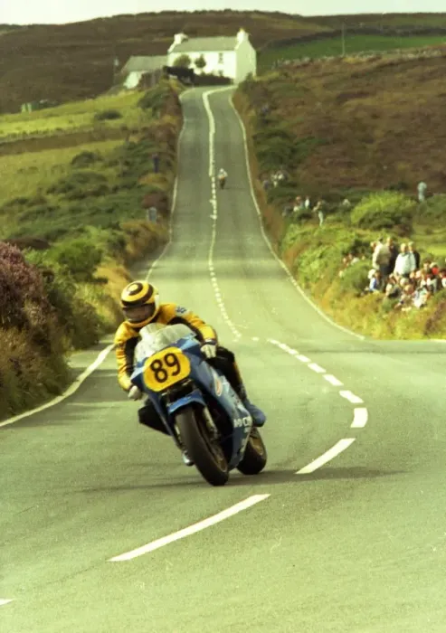 Framed Print : Duncan Watson (Broon Suzuki) 1993 Senior Manx Grand Prix Framed Print : Duncan Watson (Broon Suzuki) 1993 Senior Manx Grand Prix