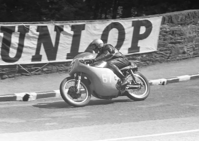 Framed Print : Ed La Belle (Norton) 1959 Junior TT Framed Print : Ed La Belle (Norton) 1959 Junior TT