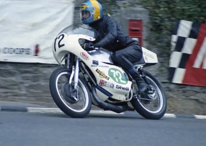 Framed Print : Ed Luton (DMW) 1972 Lightweight Manx Grand Prix Framed Print : Ed Luton (DMW) 1972 Lightweight Manx Grand Prix