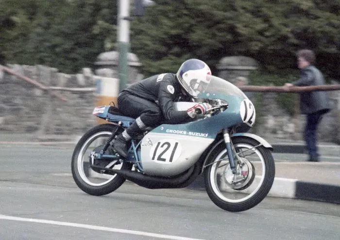 Framed Print : Eddie Crooks (Crooks Suzuki) 1983 Lightweight Classic Manx Grand Prix Framed Print : Eddie Crooks (Crooks Suzuki) 1983 Lightweight Classic Manx Grand Prix