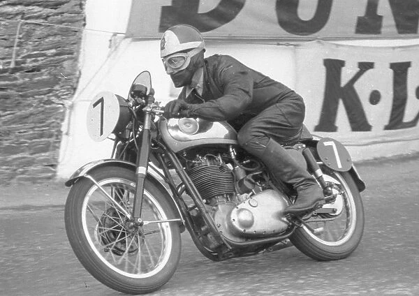 Eddie Dow at Parkfield: 1955 Senior Clubman TT