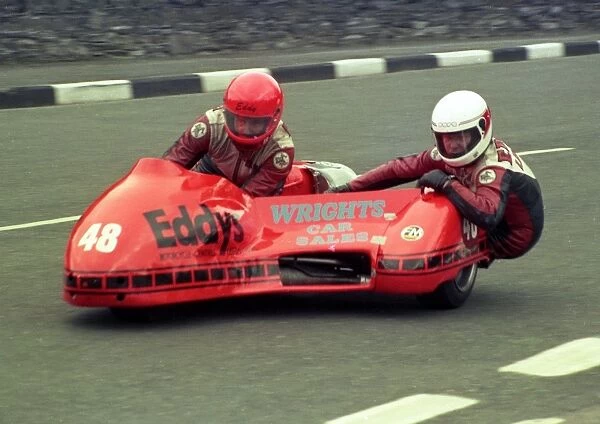 Eddy Wright and Bernie Wright (Yamaha) 1986 Sidecar TT