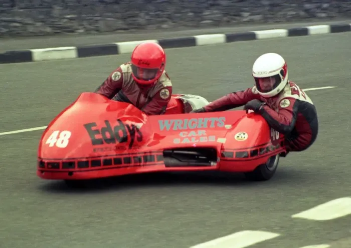 Framed Print : Eddy Wright and Bernie Wright (Yamaha) 1986 Sidecar TT Framed Print : Eddy Wright and Bernie Wright (Yamaha) 1986 Sidecar TT