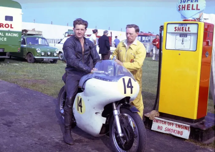 Framed Print : Ellis Boyce (Norton) 1963 Senior TT Framed Print : Ellis Boyce (Norton) 1963 Senior TT