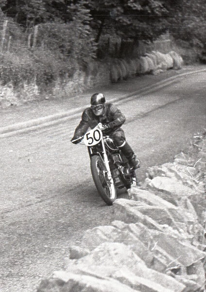 Elwyn Rees (AJS) 1952 Junior Manx Grand Prix