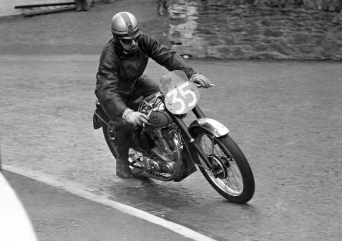Framed Print : Eric Baker (BSA) 1949 Junior Clubman TT Framed Print : Eric Baker (BSA) 1949 Junior Clubman TT