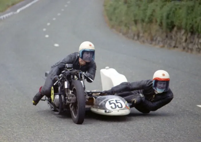 Framed Print : Eric Bregazzi & Jimmy Creer (BSA) 1974 750 Sidecar TT Framed Print : Eric Bregazzi & Jimmy Creer (BSA) 1974 750 Sidecar TT