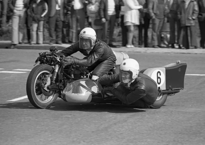 Framed Print : Eric Bregazzi & Jimmy Creer (BSA) 1975 Jurby Road Framed Print : Eric Bregazzi & Jimmy Creer (BSA) 1975 Jurby Road
