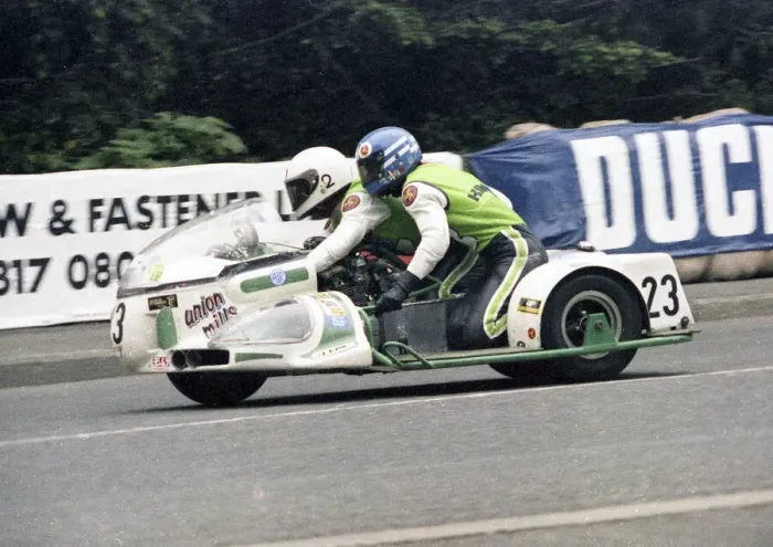Framed Print : Eric Bregazzi & Jimmy Creer (UMS Kawasaki) 1979 Sidecar TT Framed Print : Eric Bregazzi & Jimmy Creer (UMS Kawasaki) 1979 Sidecar TT