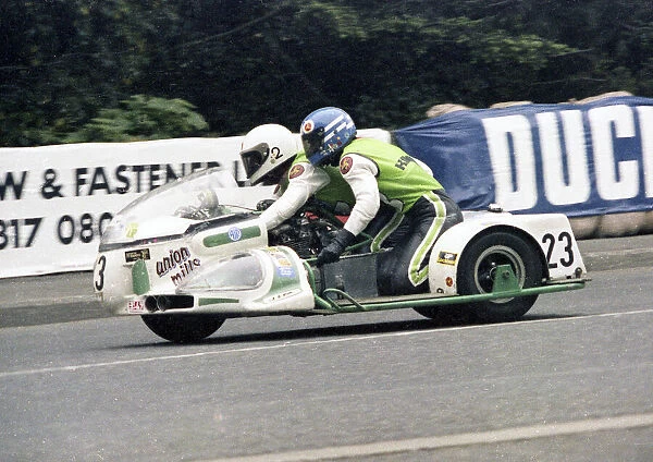 Eric Bregazzi & Jimmy Creer (UMS Kawasaki) 1979 Sidecar TT