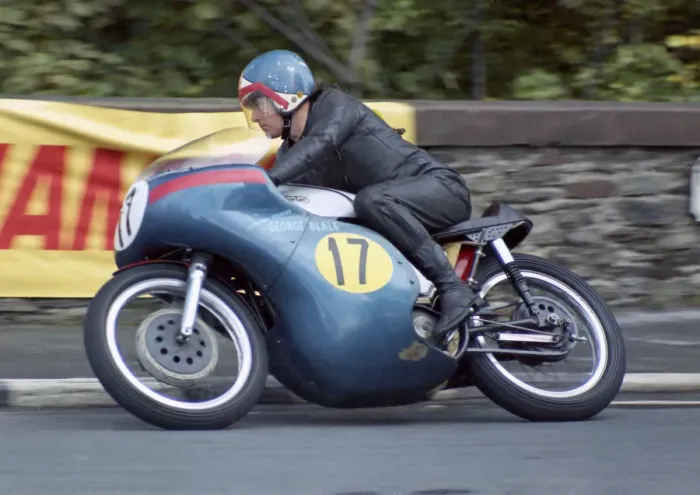 Framed Print : Eric Cornes (Norton) 1974 Senior Manx Grand Prix Framed Print : Eric Cornes (Norton) 1974 Senior Manx Grand Prix