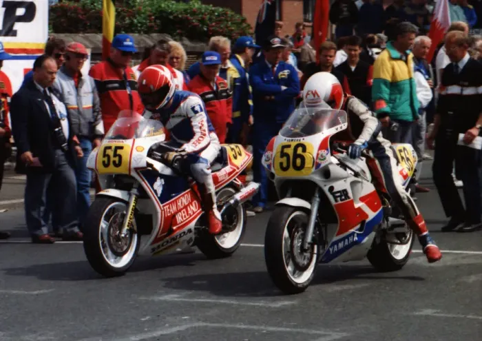 Framed Print : Eric Galbraith (Honda) & Derek Chatterton (Yamaha) 1989 Senior TT Framed Print : Eric Galbraith (Honda) & Derek Chatterton (Yamaha) 1989 Senior TT
