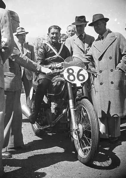 Eric McPherson (AJS) 1949 Junior TT