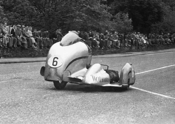Framed Print : Eric Oliver & Les Nutt (Norton Watsonian) 1955 Sidecar TT Framed Print : Eric Oliver & Les Nutt (Norton Watsonian) 1955 Sidecar TT