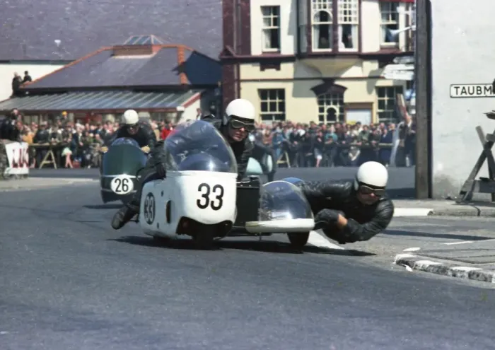 Framed Print : Eric Parkinson & R Philpott (Parkinson) 1967 Sidecar TT Framed Print : Eric Parkinson & R Philpott (Parkinson) 1967 Sidecar TT