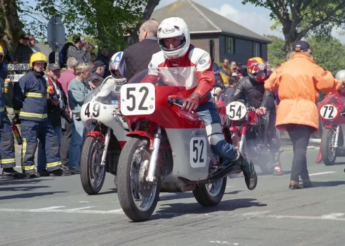 Framed Print : Eric Richard (MV) 2002 TT Parade Lap Framed Print : Eric Richard (MV) 2002 TT Parade Lap