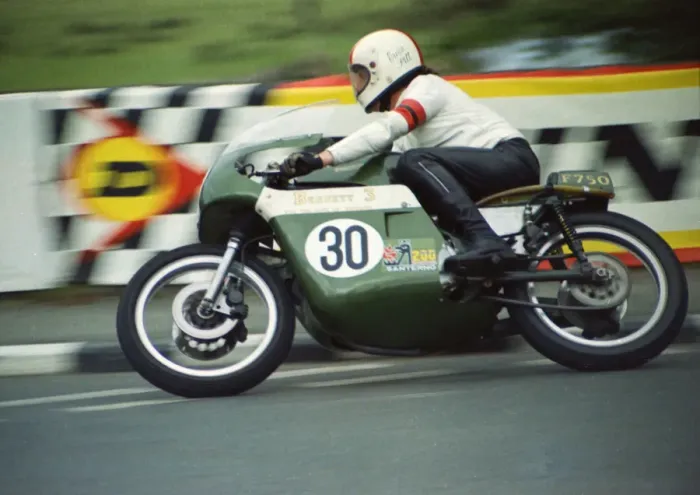 Framed Print : Ernie Pitt (Triumph) 1974 Formula 750 TT Framed Print : Ernie Pitt (Triumph) 1974 Formula 750 TT