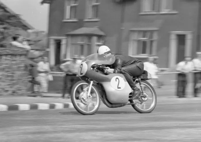 Framed Print : Ernst Degner (Suzuki) 1962 50cc TT Framed Print : Ernst Degner (Suzuki) 1962 50cc TT