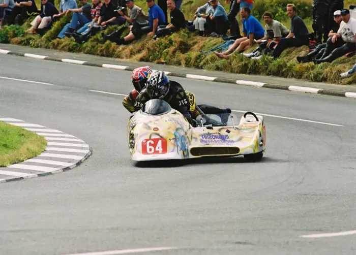 Framed Print : Errol Craven & Jason Miller (Ireson Honda) 2004 Sidecar TT Framed Print : Errol Craven & Jason Miller (Ireson Honda) 2004 Sidecar TT