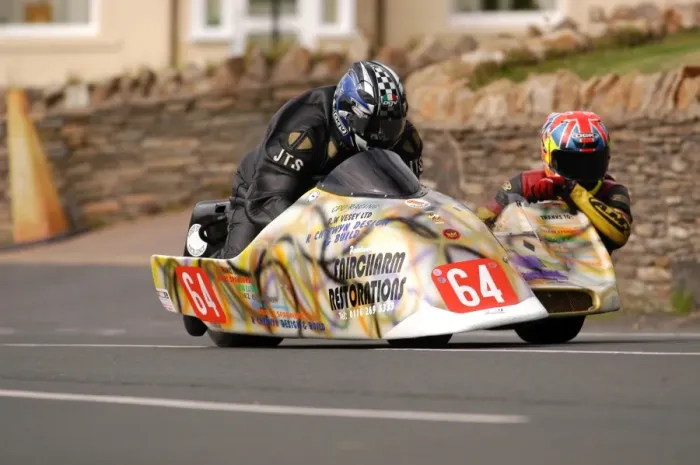 Framed Print : Errol Craven & Steve Knowles (Ireson Honda) 2004 Sidecar TT Framed Print : Errol Craven & Steve Knowles (Ireson Honda) 2004 Sidecar TT
