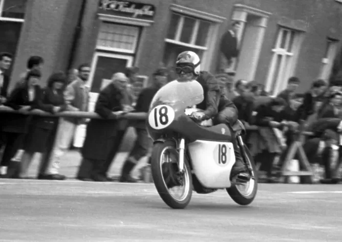 Framed Print : Esso Gunnarsson Norton 1964 Senior TT