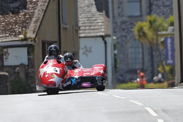 Framed Print : Estelle LeBlond & Clement Carre (Suzuki SGR) 2022 Sidecar TT Framed Print : Estelle LeBlond & Clement Carre (Suzuki SGR) 2022 Sidecar TT