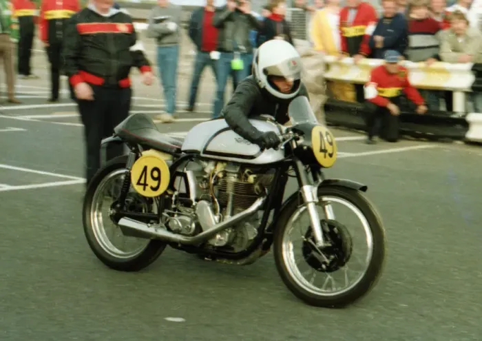 Framed Print : Euan Ferguson (Norton) 1984 Historic TT Framed Print : Euan Ferguson (Norton) 1984 Historic TT