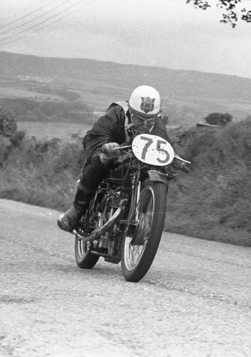 Framed Print : Ewan Haldane (Velocette) 1954 Junior Manx Grand Prix Framed Print : Ewan Haldane (Velocette) 1954 Junior Manx Grand Prix