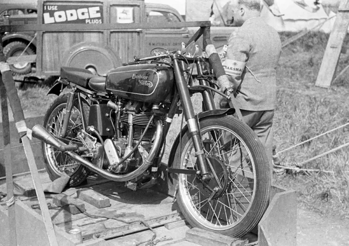 Framed Print : Excelsior Norton 1950 Silverstone Framed Print : Excelsior Norton 1950 Silverstone