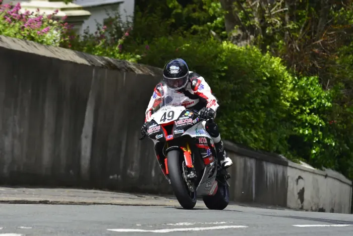 Framed Print : Fabrice Miguet (Kawasaki) 2015 Superbike TT Framed Print : Fabrice Miguet (Kawasaki) 2015 Superbike TT