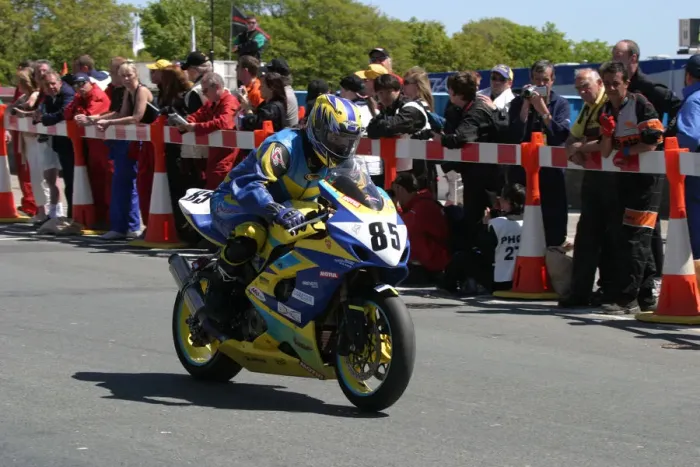 Framed Print : Fabrice Miguet (Suzuki) 2006 Superbike TT Framed Print : Fabrice Miguet (Suzuki) 2006 Superbike TT