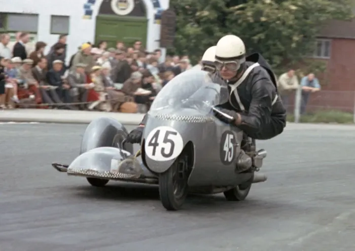 Framed Print : Ferdinand Breu & D Heinz (BMW) 1965 Sidecar TT Framed Print : Ferdinand Breu & D Heinz (BMW) 1965 Sidecar TT