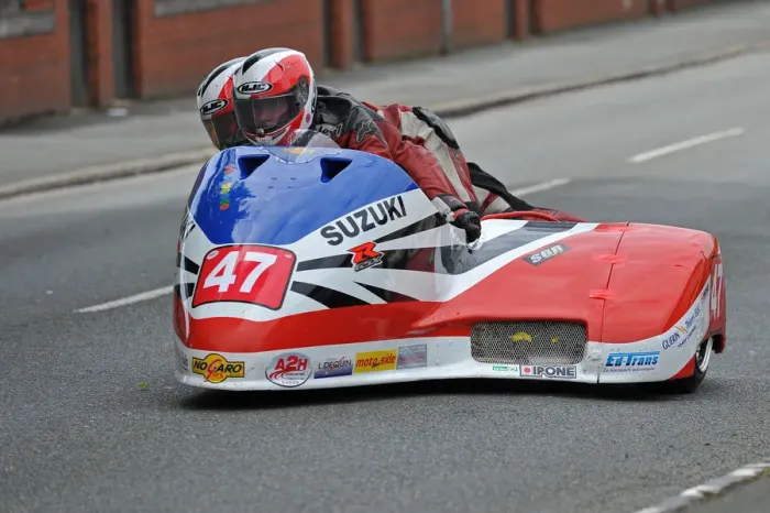 Framed Print : Franck Barber & Emmanuel Debroise (SGR Suzuki) 2014 Sidecar TT Framed Print : Franck Barber & Emmanuel Debroise (SGR Suzuki) 2014 Sidecar TT