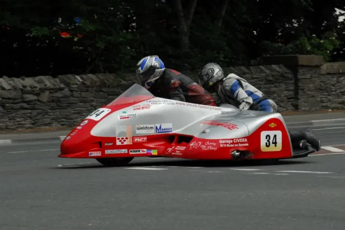 Framed Print : Francois Leblond & Bruno Picquoin (Shelbourne Suzuki) 2016 Sidecar 2 TT Framed Print : Francois Leblond & Bruno Picquoin (Shelbourne Suzuki) 2016 Sidecar 2 TT