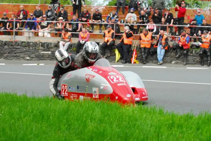 Framed Print : Francois Leblond & Cyril Roussel (Shelbourne Suzuki) 2013 Sidecar TT Framed Print : Francois Leblond & Cyril Roussel (Shelbourne Suzuki) 2013 Sidecar TT
