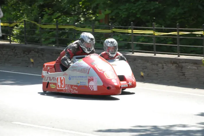 Framed Print : Francois Leblond & Sylvie Leblond (Shelbourne Suzuki) 2008 Sidecar TT Framed Print : Francois Leblond & Sylvie Leblond (Shelbourne Suzuki) 2008 Sidecar TT