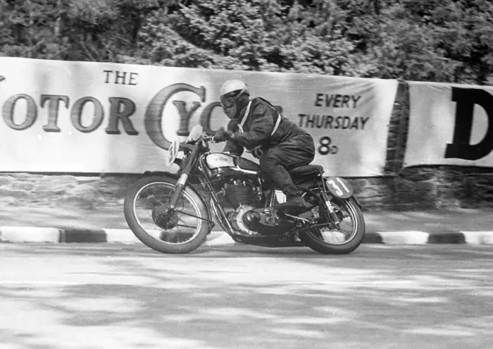 Framed Print : Frank Fletcher (Norton) 1951 Senior Clubman TT Framed Print : Frank Fletcher (Norton) 1951 Senior Clubman TT