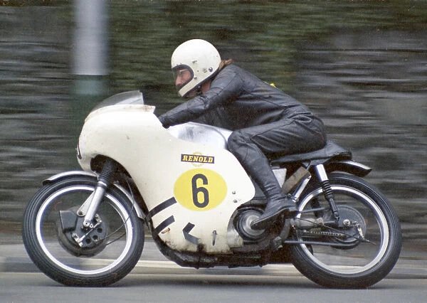 Frank Higginson (Norton) 1974 Senior Manx Grand Prix