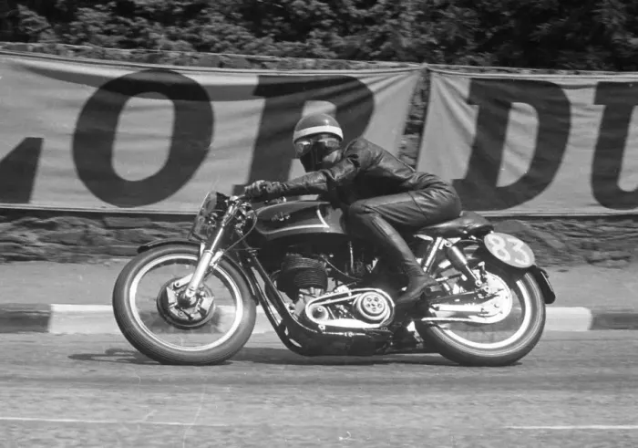 Framed Print : Frank Perris (AJS) 1955 Junior TT Framed Print : Frank Perris (AJS) 1955 Junior TT