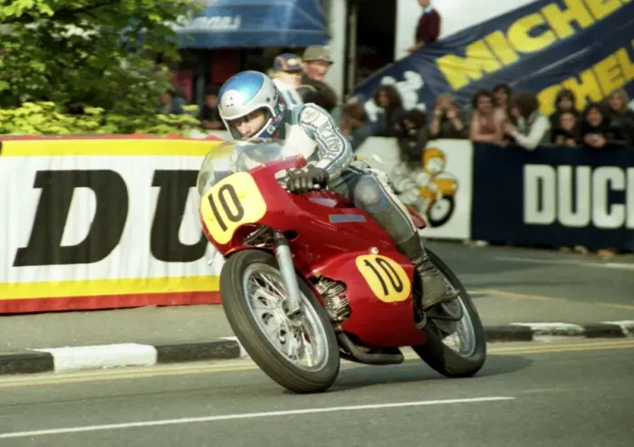 Framed Print : Frank Rutter (Aermacchi) 1984 Classic TT Framed Print : Frank Rutter (Aermacchi) 1984 Classic TT