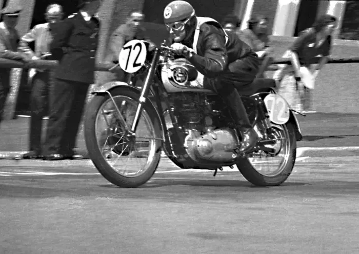 Framed Print : Frank Sheene (BSA) 1953 Junior Clubman TT Framed Print : Frank Sheene (BSA) 1953 Junior Clubman TT