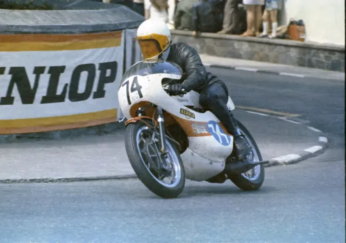 Framed Print : Frank Shortt (Yamaha) 1973 Junior TT Framed Print : Frank Shortt (Yamaha) 1973 Junior TT