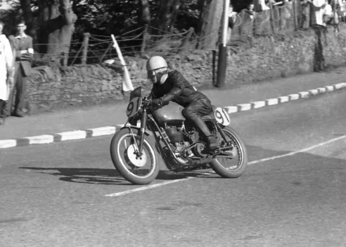 Framed Print : Frank Steele (BSA) 1958 Junior Manx Grand Prix Framed Print : Frank Steele (BSA) 1958 Junior Manx Grand Prix